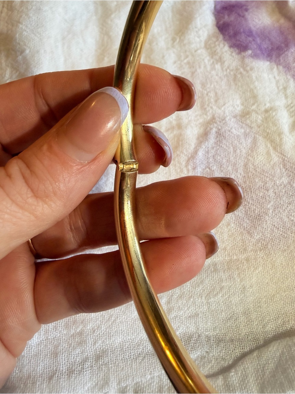 14k Hinged Bangle Bracelet - Picture 2 of 6
